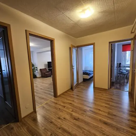 Edmar Deluxe Apartaments Kaunas Eksteriør bilde