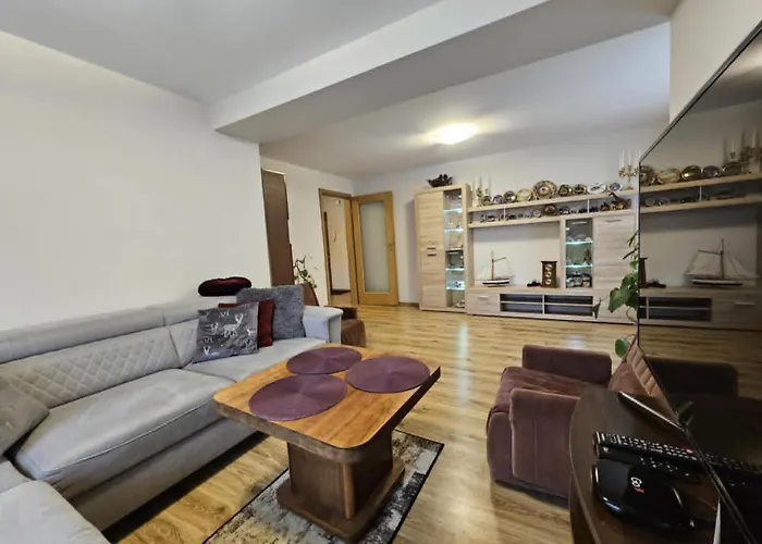 Edmar Deluxe Apartaments